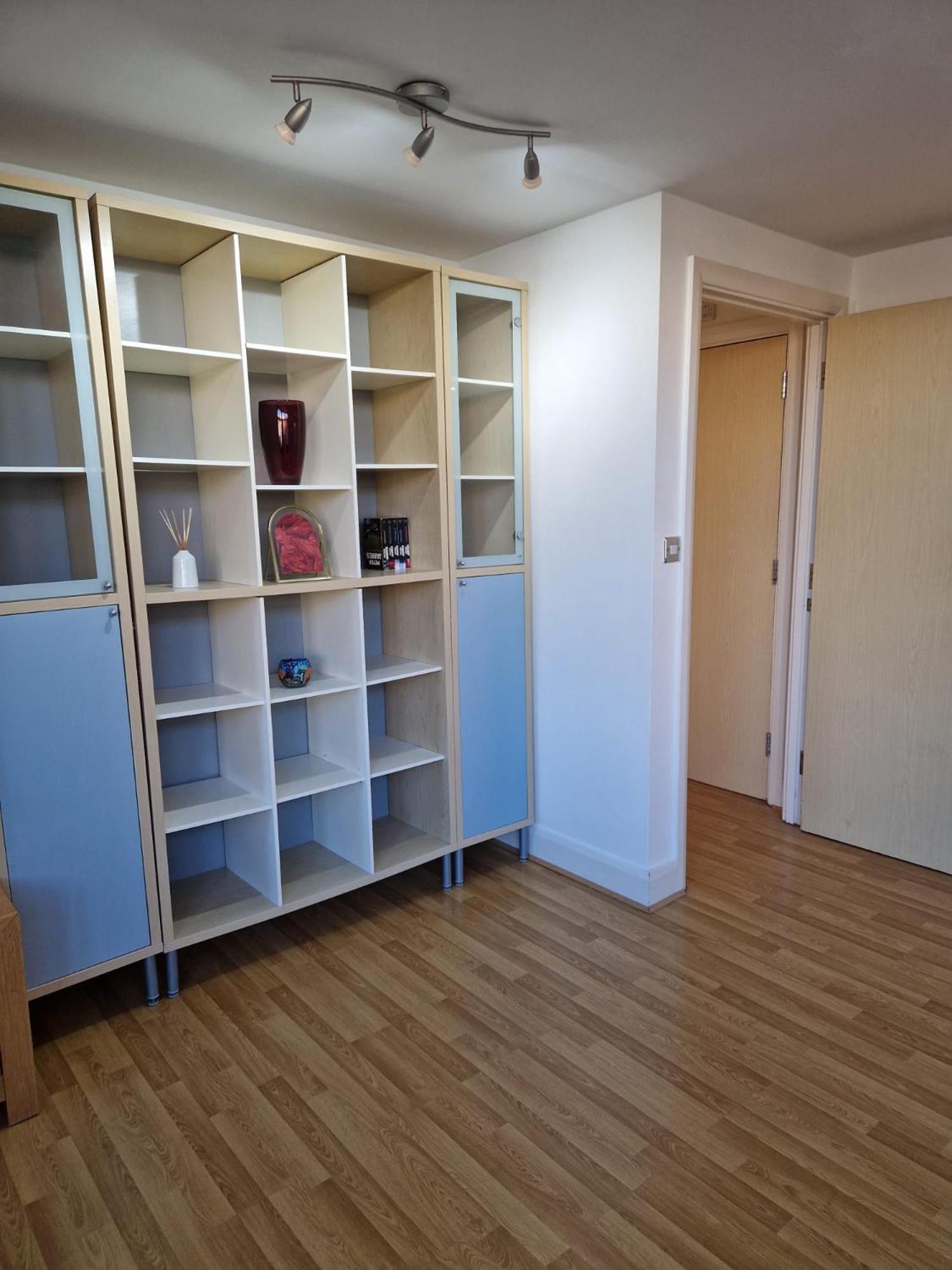 Parkcentral Centre - Near Chinatown - Private Gated Free Parking